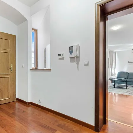 Charming Apartment In The Heart Of Bratislava Exterior photo