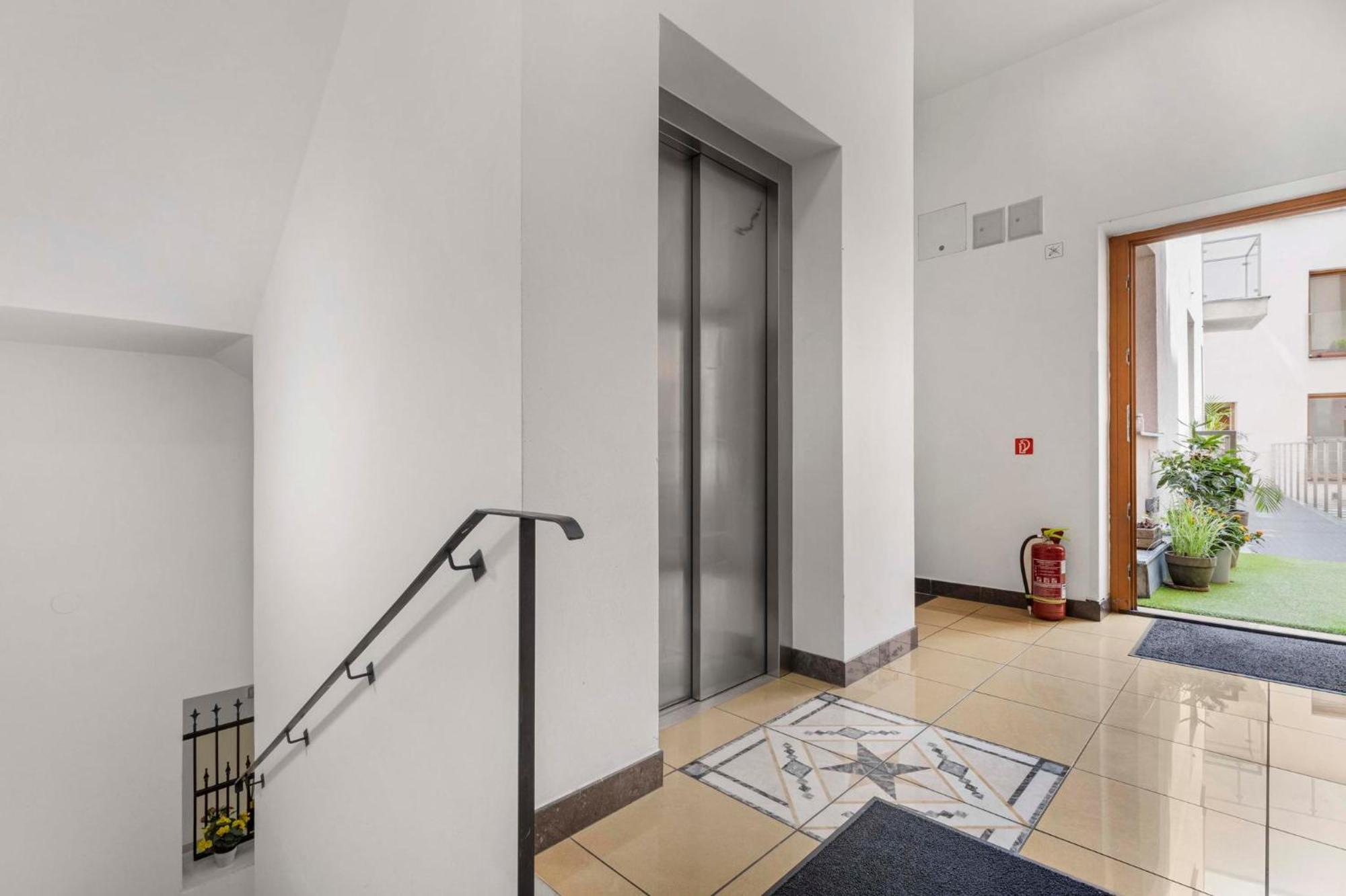 Apartment Charming In The Heart Of *