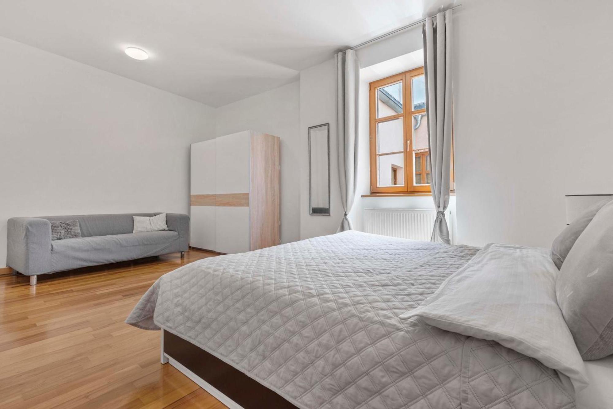 Charming In The Heart Of Apartment Bratislava